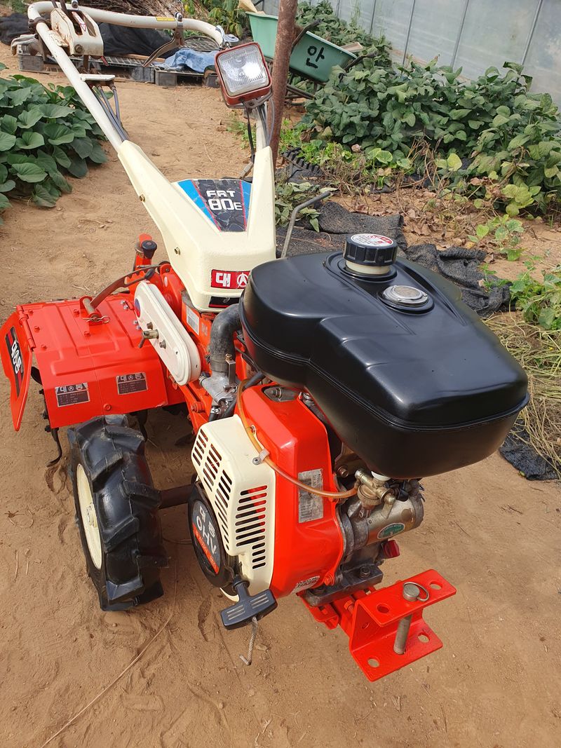 장터 상품 [대동 키시동관리기 판매합니다 판매완료했습니다 감사합니다 팜모닝관계자님도 화이팅입니다 ] 썸네일