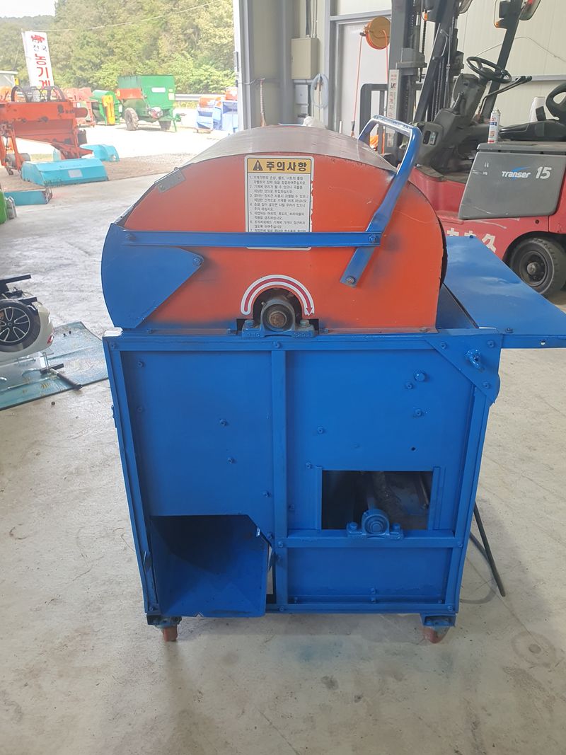 백상현님의 장터 판매 상품 [성부  탈곡기(((판매완료)))] 첨부 사진