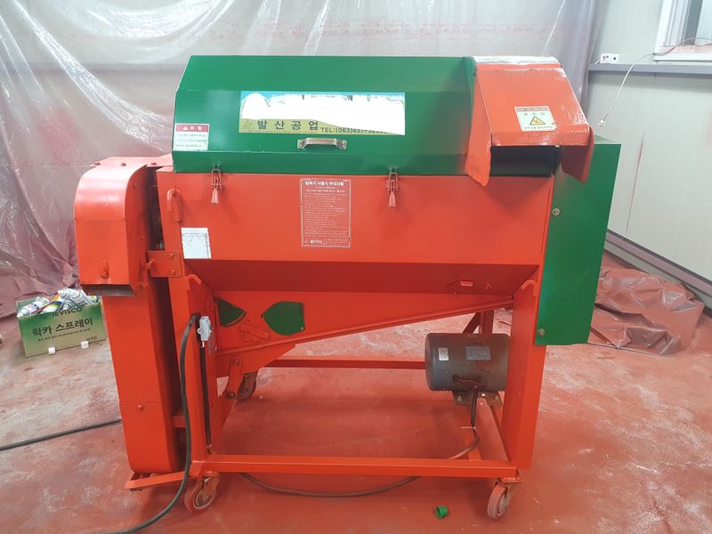 장터 상품 [발산 흡입식 탈곡기(((판매완료)))] 썸네일