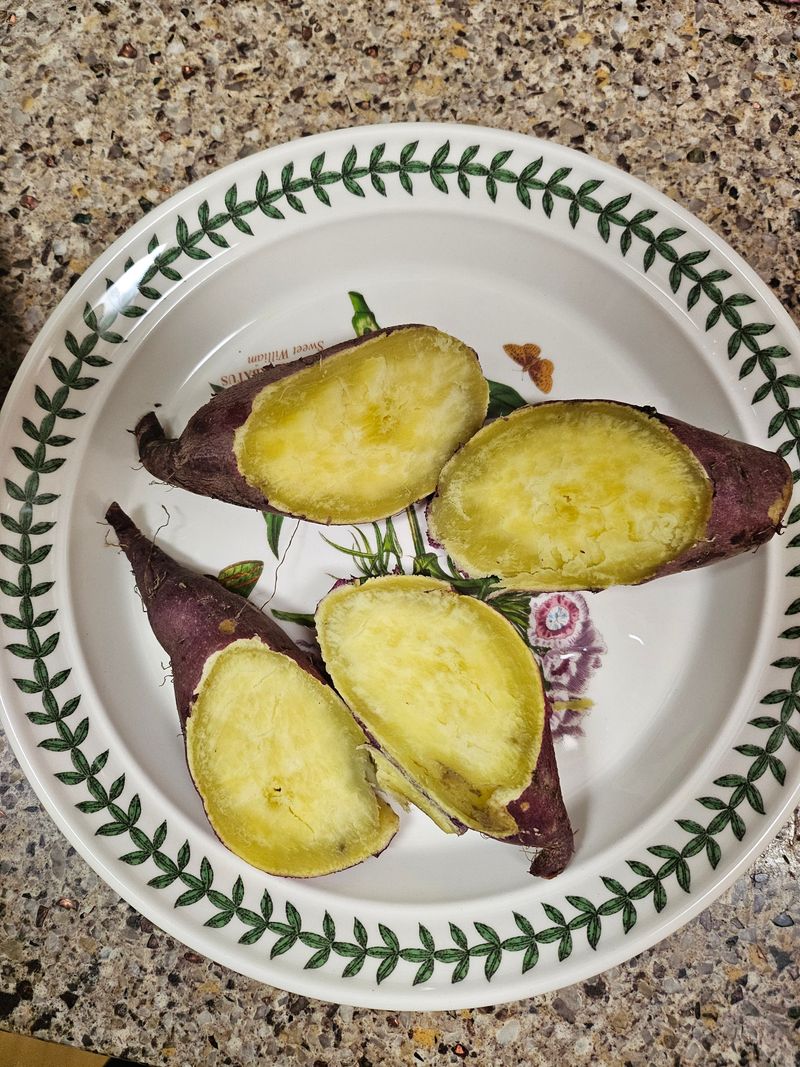 장터 상품 [황금고구마(호박+ 밤 고구마의 새로운 맛) 1박스(10kg)-무료배송/판매완료] 썸네일