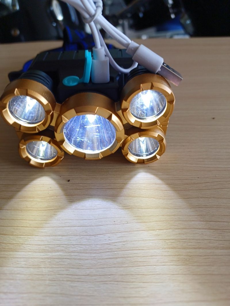 장지영님의 장터 판매 상품 [충전용 하이파워헤드램프(5구)] 첨부 사진