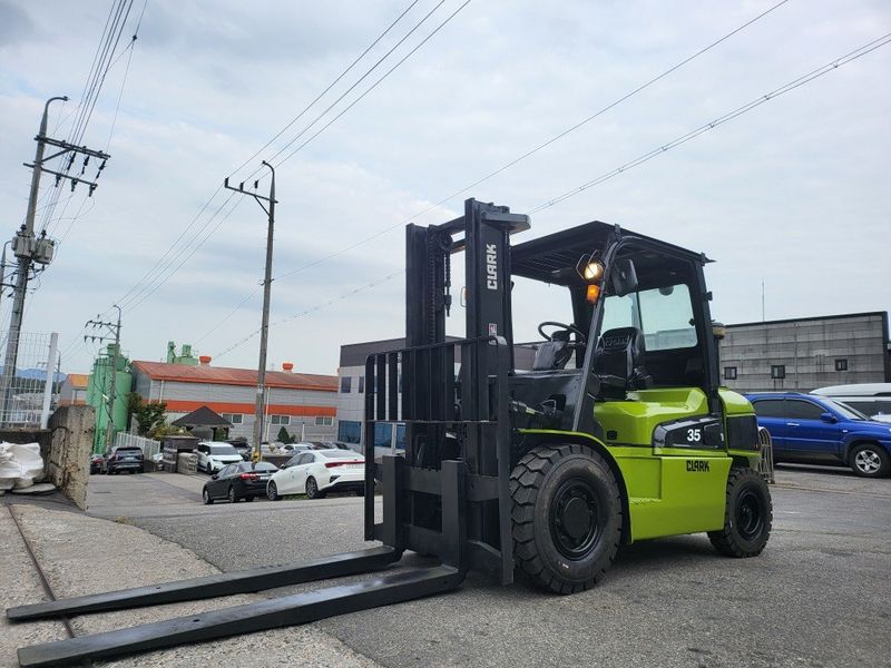 한효진님의 장터 판매 상품 [클라크 3.5톤 디젤 중고지게차] 첨부 사진