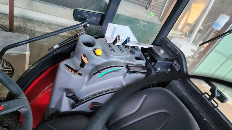 서천모산농장님의 장터 판매 상품 [얀마 트랜터 신차] 첨부 사진