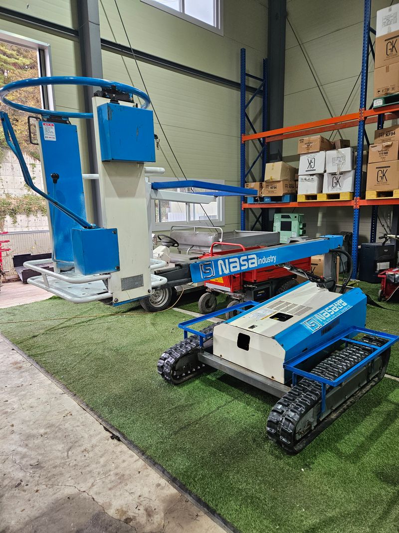 신지안님의 장터 판매 상품 [나사고소작업차 판매합니다] 첨부 사진