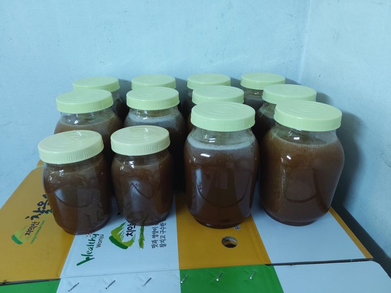 장터 상품 [토종꿀2.4kg] 썸네일