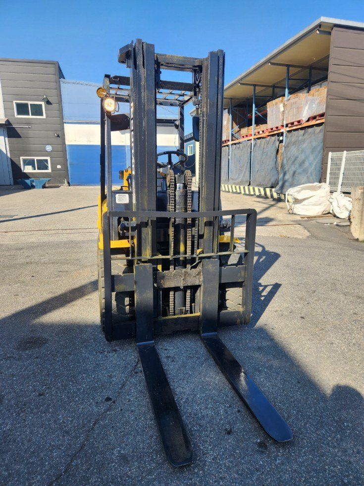 한효진님의 장터 판매 상품 [현대 3톤 디젤 중고지게차(3단마스트)] 첨부 사진