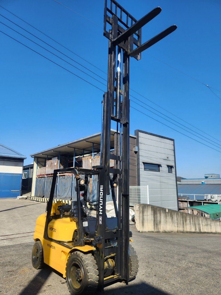 한효진님의 장터 판매 상품 [현대 3톤 디젤 중고지게차(3단마스트)] 첨부 사진