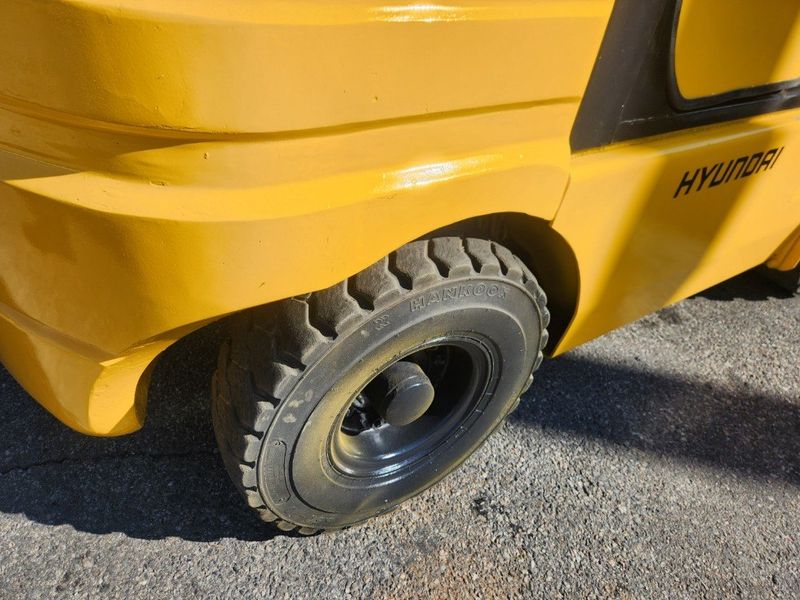 한효진님의 장터 판매 상품 [현대 3톤 디젤 중고지게차(3단마스트)] 첨부 사진