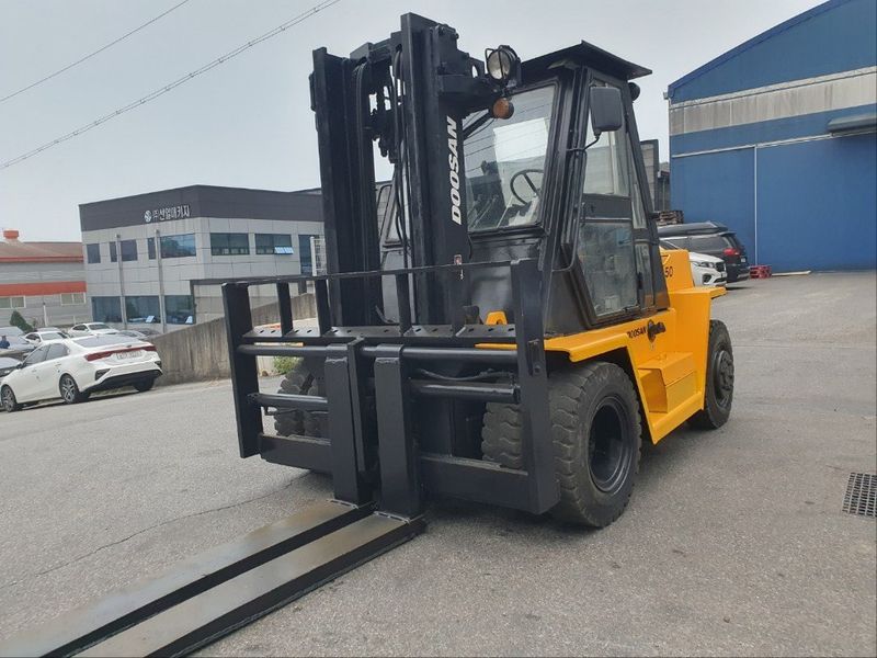 한효진님의 장터 판매 상품 [두산 LD 5톤 디젤 중고지게차 (자동발, 캐빈)] 첨부 사진