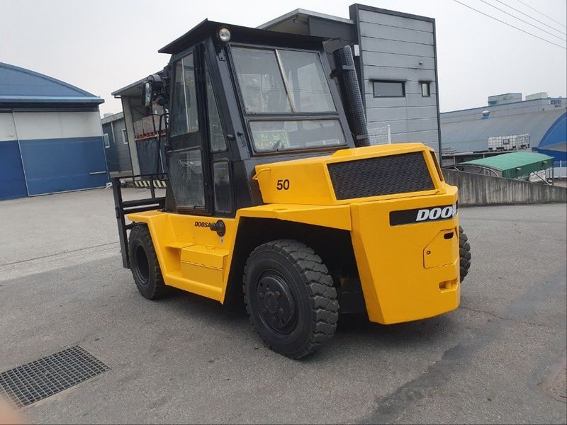 한효진님의 장터 판매 상품 [두산 LD 5톤 디젤 중고지게차 (자동발, 캐빈)] 첨부 사진