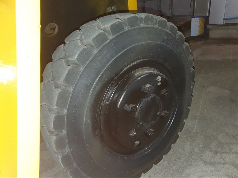 한효진님의 장터 판매 상품 [두산 LD 5톤 디젤 중고지게차 (자동발, 캐빈)] 첨부 사진