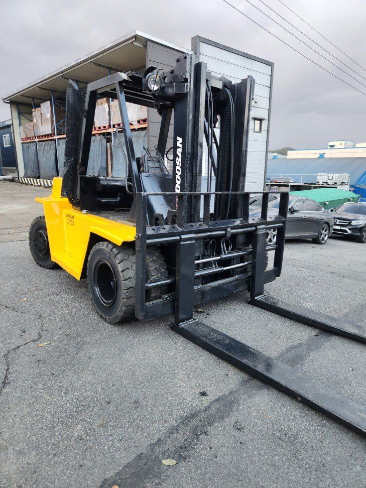 한효진님의 장터 판매 상품 [두산 7톤 자동발 디젤지게차] 첨부 사진