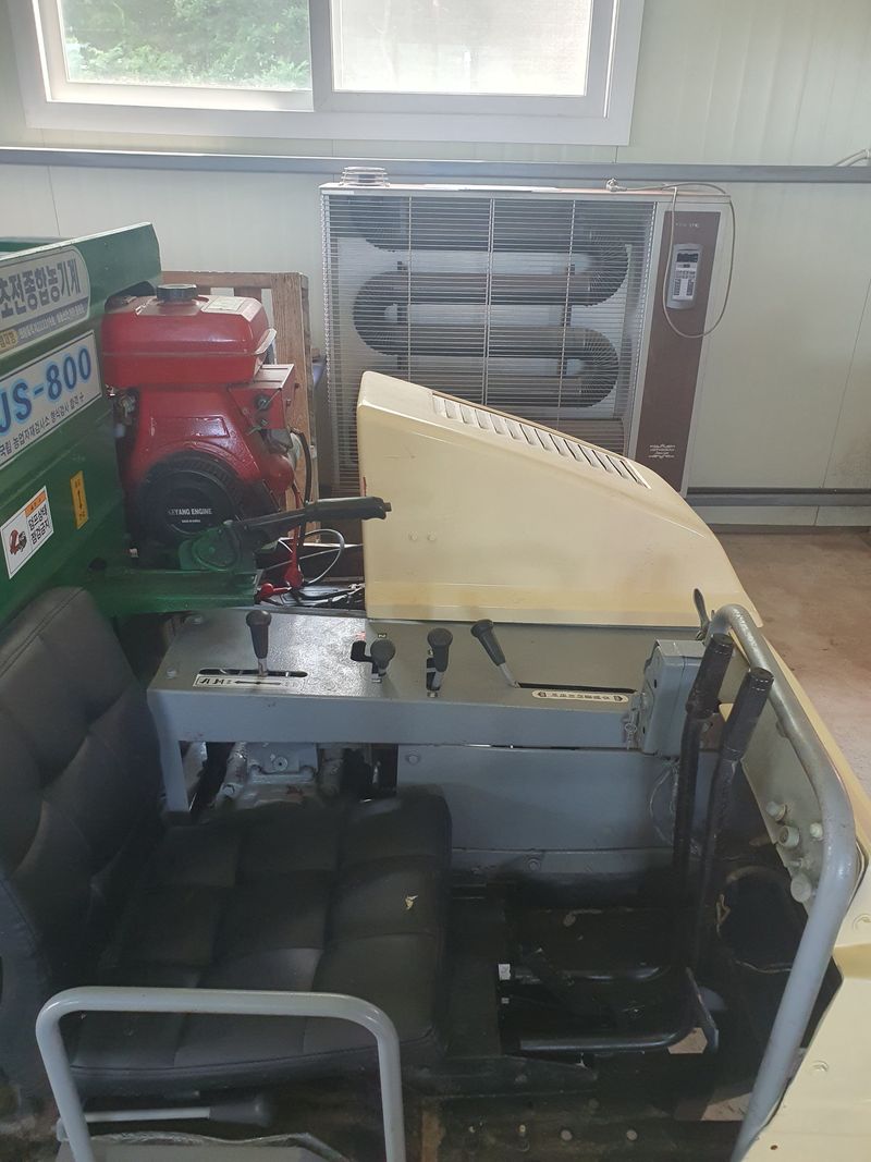 조영래님의 장터 판매 상품 [퇴비살포기] 첨부 사진