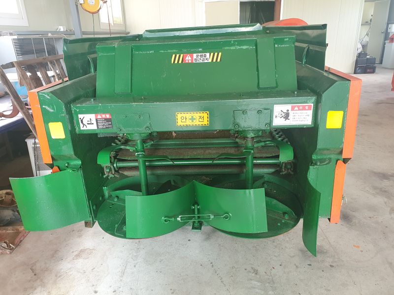 조영래님의 장터 판매 상품 [퇴비살포기] 첨부 사진