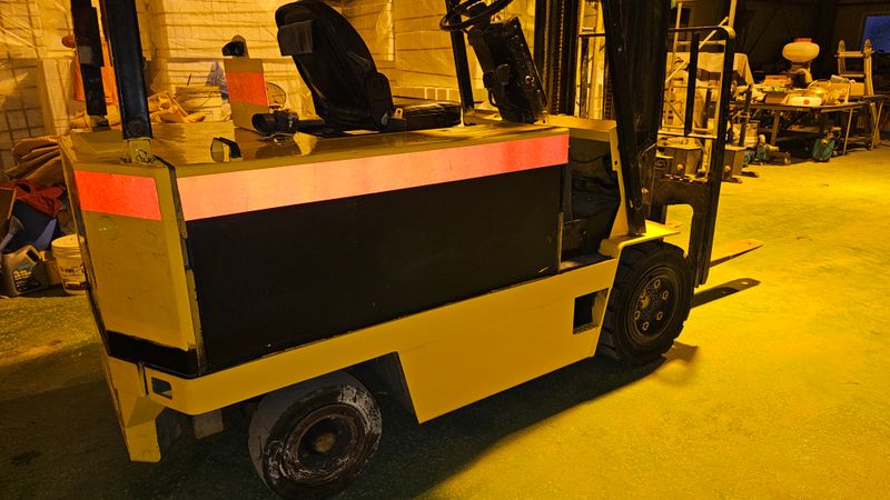 김락형님의 장터 판매 상품 [대우 전동지게차 3톤] 첨부 사진