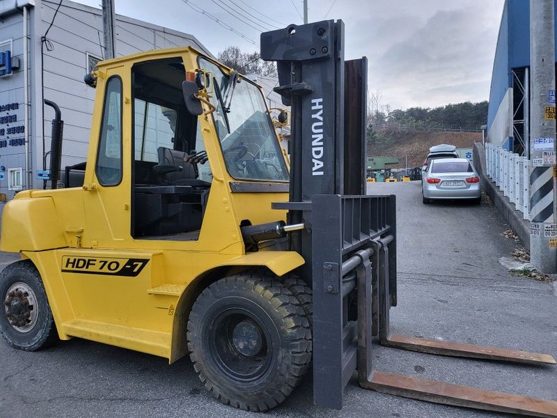 한효진님의 장터 판매 상품 [현대 HDF 7톤 디젤 중고지게차(자동발,캐빈)] 첨부 사진