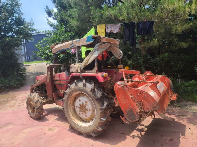 홍숙님의 장터 판매 상품 [42마력 트렉터 팝니다  지역 ; 평택시 서탄면] 첨부 사진