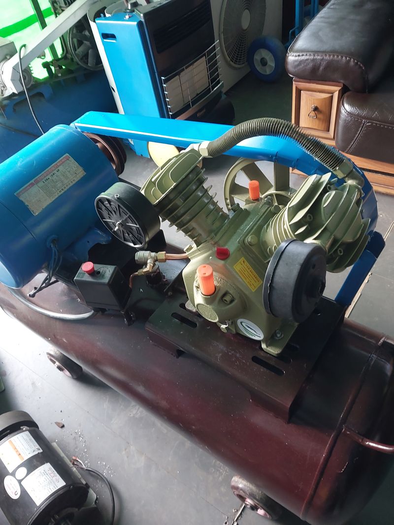 꿈속의농원님의 장터 판매 상품 [대형콤푸레샤] 첨부 사진