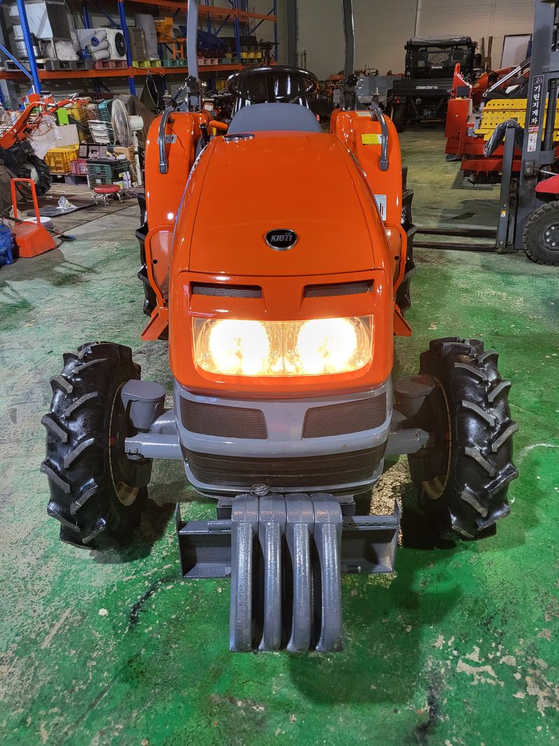 박현수님의 장터 판매 상품 [대동DK35 트렉터 판매합니다 ] 첨부 사진