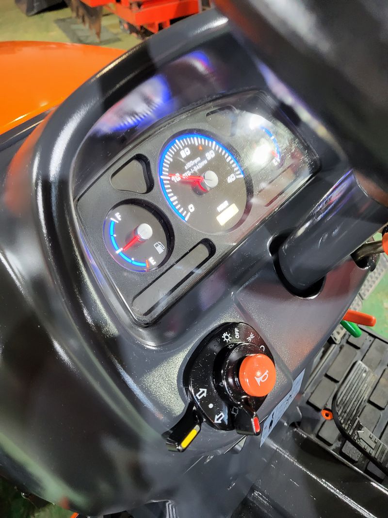 박현수님의 장터 판매 상품 [대동CK250트렉터 판매합니다 ] 첨부 사진