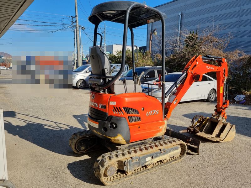 중고굴삭기 김동윤님의 장터 판매 상품 [부가세없는 중고미니굴삭기풀셋 구보다U17 초저사동 550시간] 첨부 사진