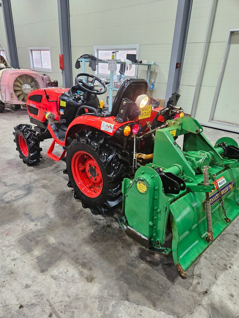 신지안님의 장터 판매 상품 [국제A3200 트랙터 판매합니다] 첨부 사진