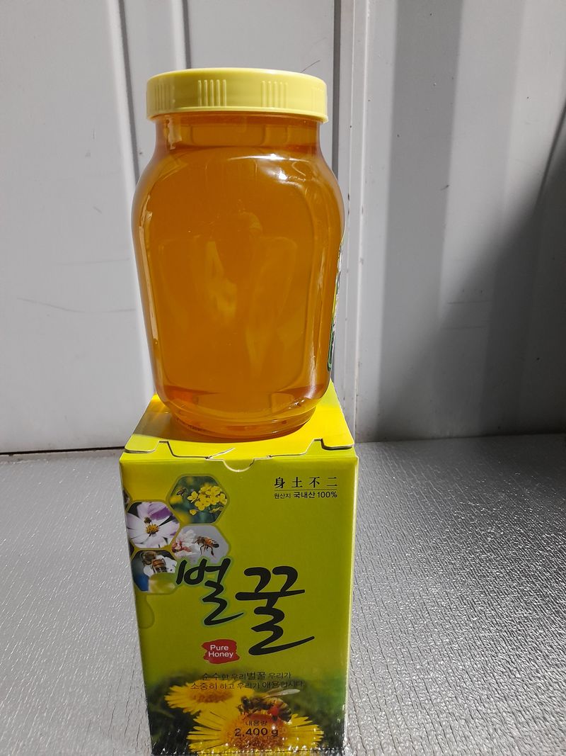 권상호님의 장터 판매 상품 [ 수분17% 자연숙성꿀 2.4kg] 첨부 사진