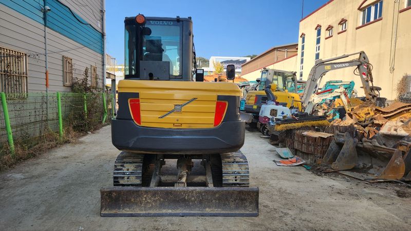 중고굴삭기 김동윤님의 장터 판매 상품 [중고 굴삭기 볼보EC55C 코끼리집게 장착 부가세해결가능] 첨부 사진