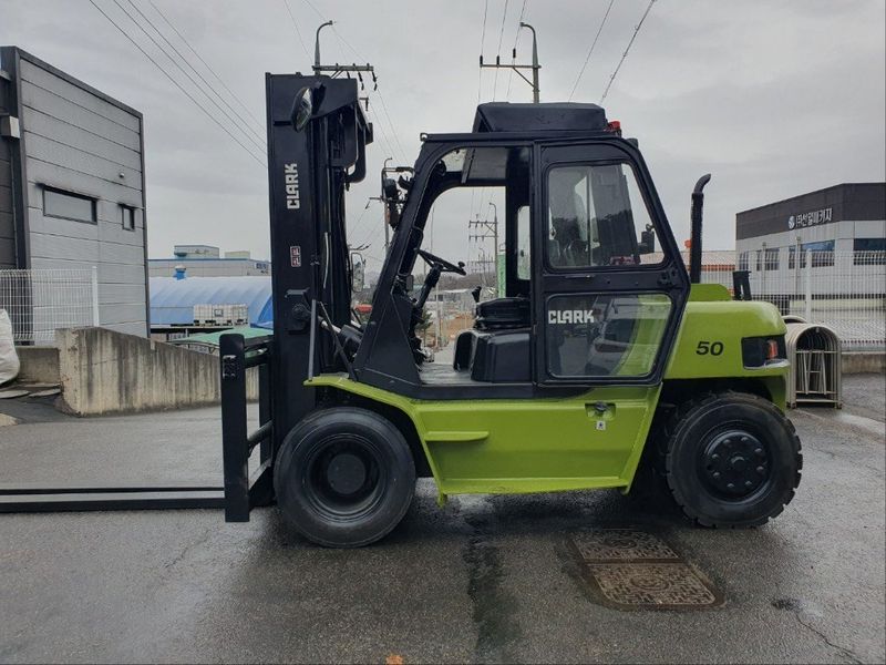 한효진님의 장터 판매 상품 [삼성 5톤 디젤 중고지게차 (자동발,풀옵션)] 첨부 사진