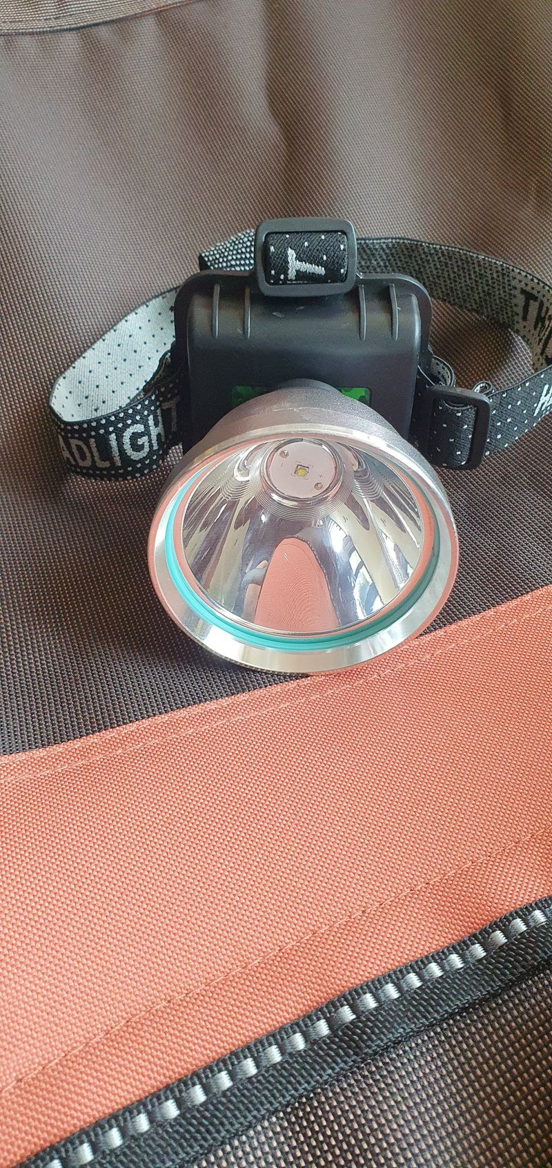 장터 상품 [초강력 해드랜턴 팝니다 ] 썸네일