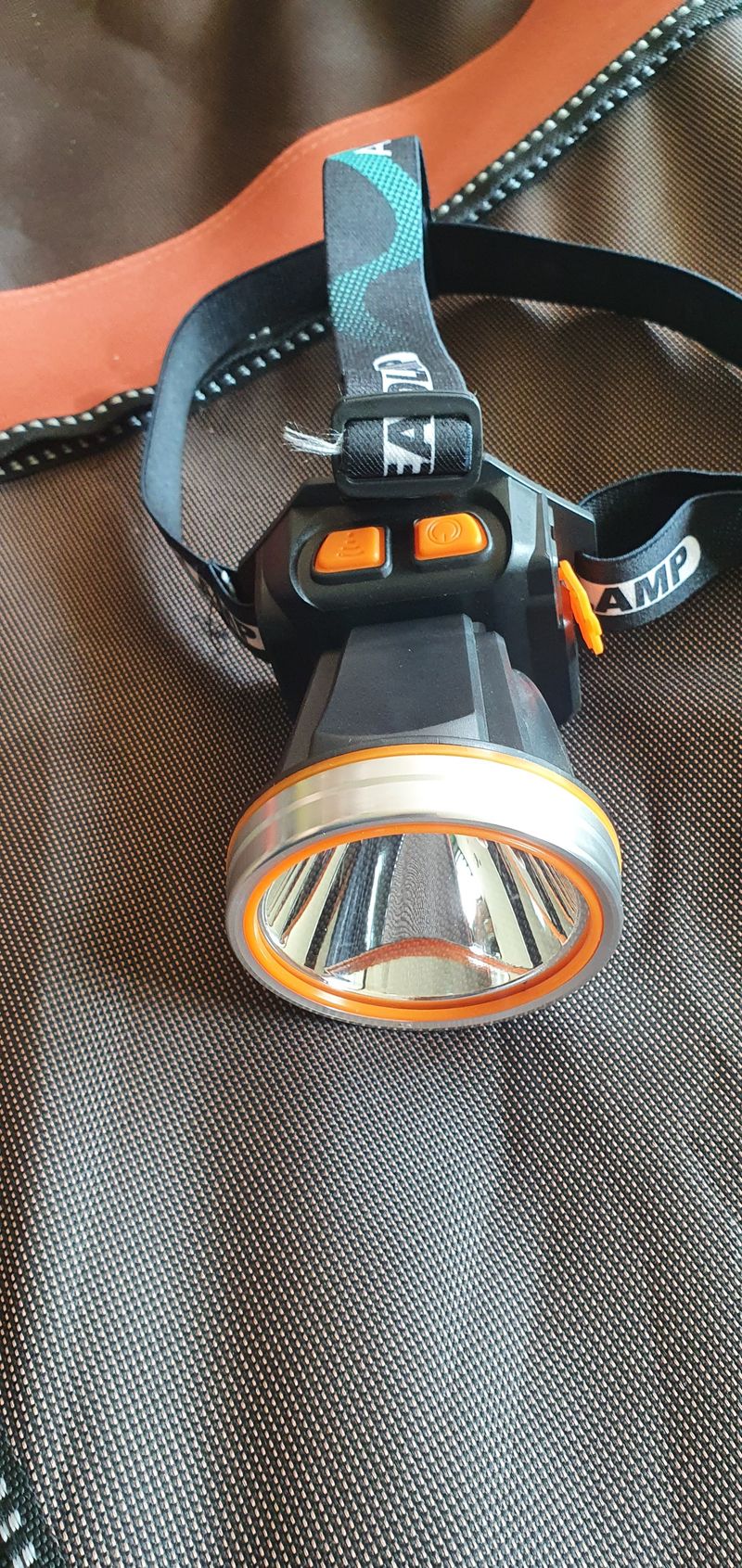 봉주르님의 장터 판매 상품 [초강력 해드랜턴 팝니다 ] 첨부 사진