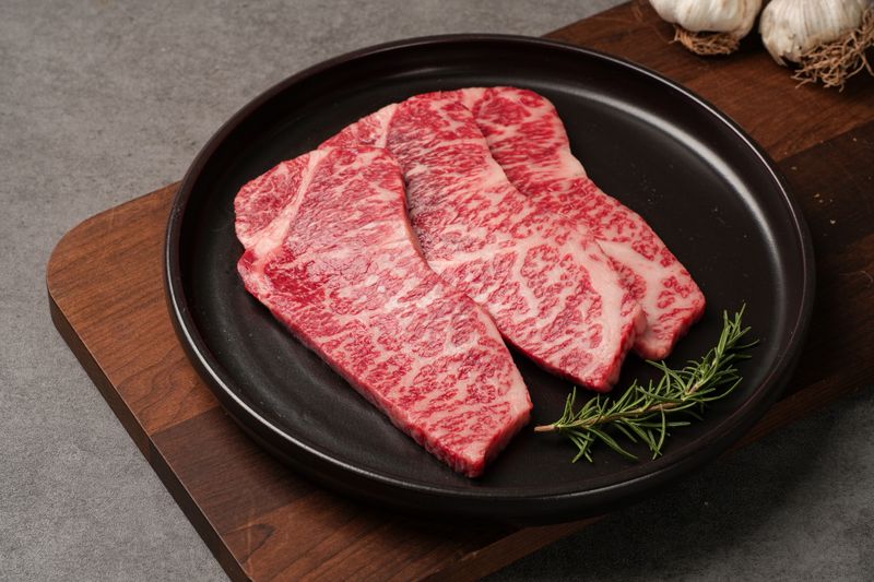 손가네한우님의 장터 판매 상품 [++1등급 투뿔 한우 등심 안심 채끝 200g] 첨부 사진