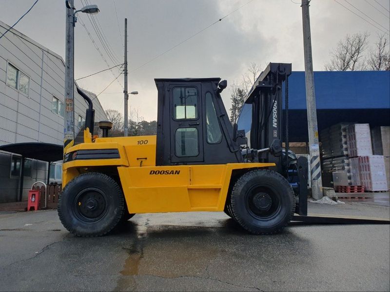 한효진님의 장터 판매 상품 [두산 10톤 디젤 중고지게차 자동발] 첨부 사진