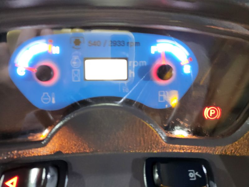 박현수님의 장터 판매 상품 [LS트렉터 판매합니다 ] 첨부 사진