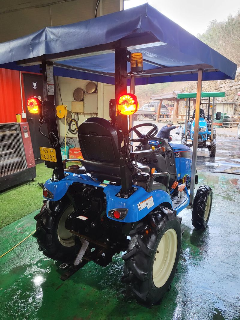 박현수님의 장터 판매 상품 [LS트렉터 판매합니다 ] 첨부 사진