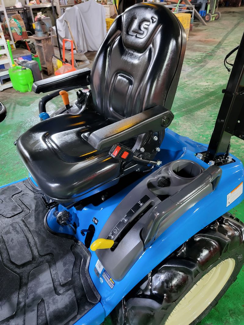 박현수님의 장터 판매 상품 [LS트렉터 판매합니다 ] 첨부 사진