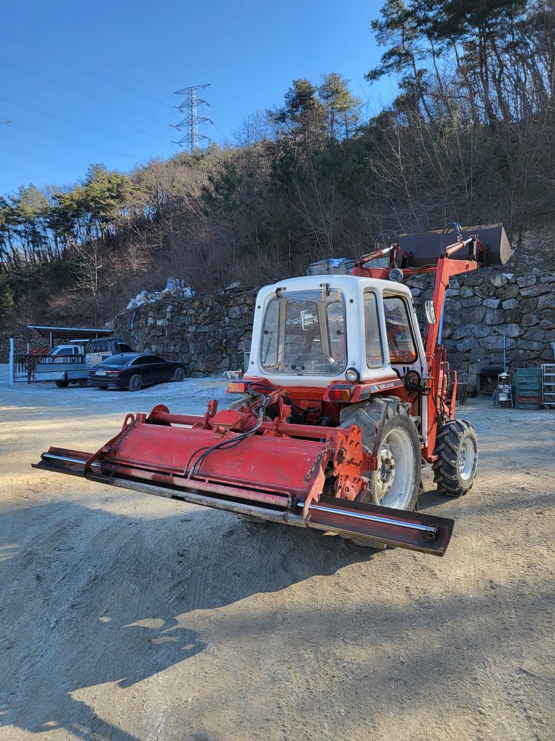 박현수님의 장터 판매 상품 [대동D4351트렉터 판매합니다 ] 첨부 사진