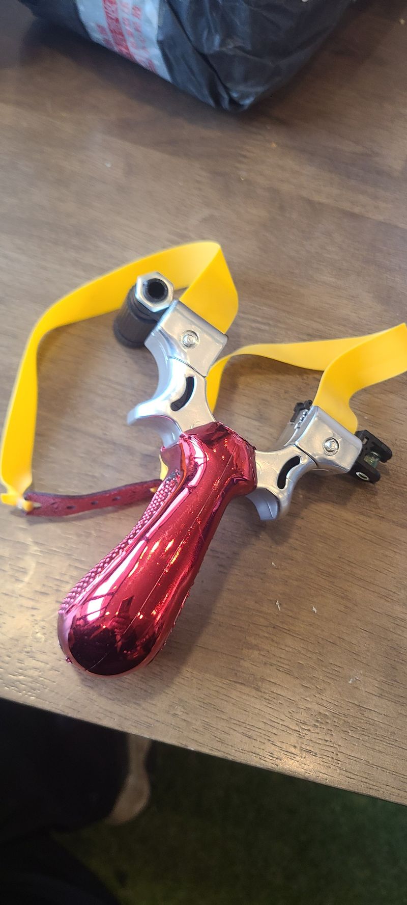 봉주르님의 장터 판매 상품 [+++유해동물퇴치 레이져새총 1+1 특별이벤트 판매+++] 첨부 사진