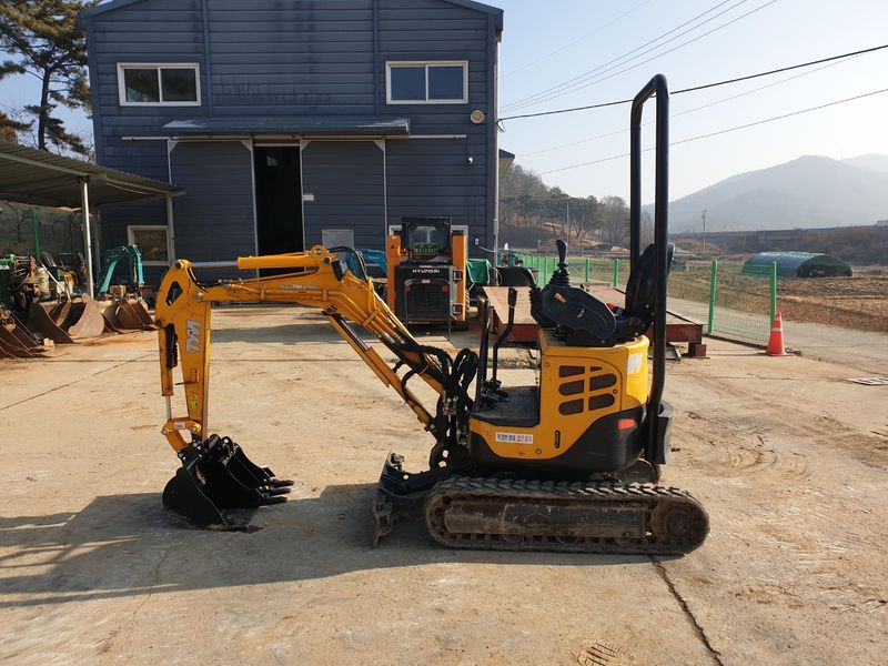 중고굴삭기 김동윤님의 장터 판매 상품 [중고미니굴삭기 1톤급 옆레버 동양TE1000] 첨부 사진