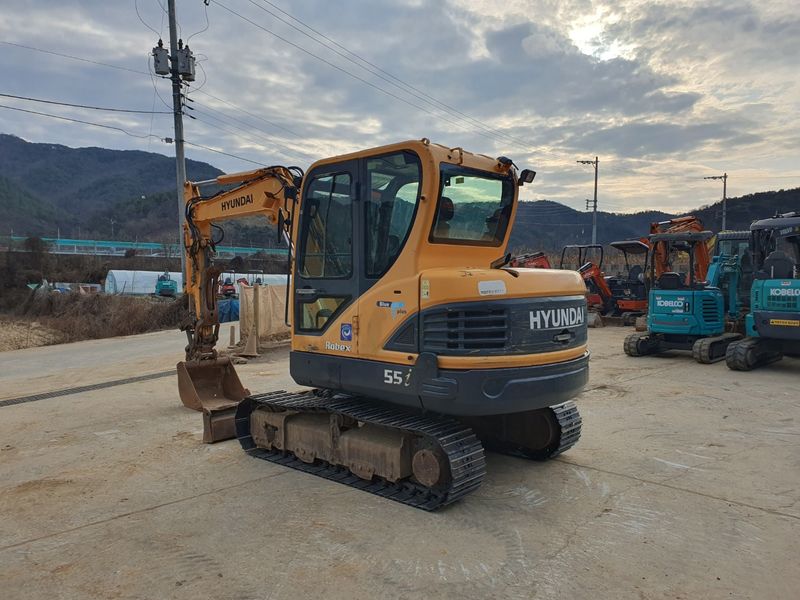 중고굴삭기 김동윤님의 장터 판매 상품 [중고굴삭기 현대R55i코끼리집게 장착 2014년식] 첨부 사진