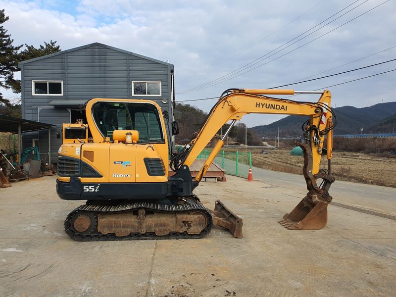 중고굴삭기 김동윤님의 장터 판매 상품 [중고굴삭기 현대R55i코끼리집게 장착 2014년식] 첨부 사진