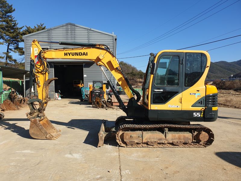 장터 상품 [부가세없는 중고굴삭기 현대R55 코끼리집게장착 ] 썸네일