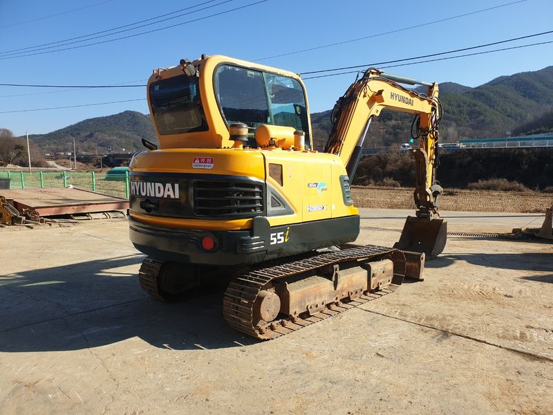 중고굴삭기 김동윤님의 장터 판매 상품 [부가세없는 중고굴삭기 현대R55 코끼리집게장착 ] 첨부 사진