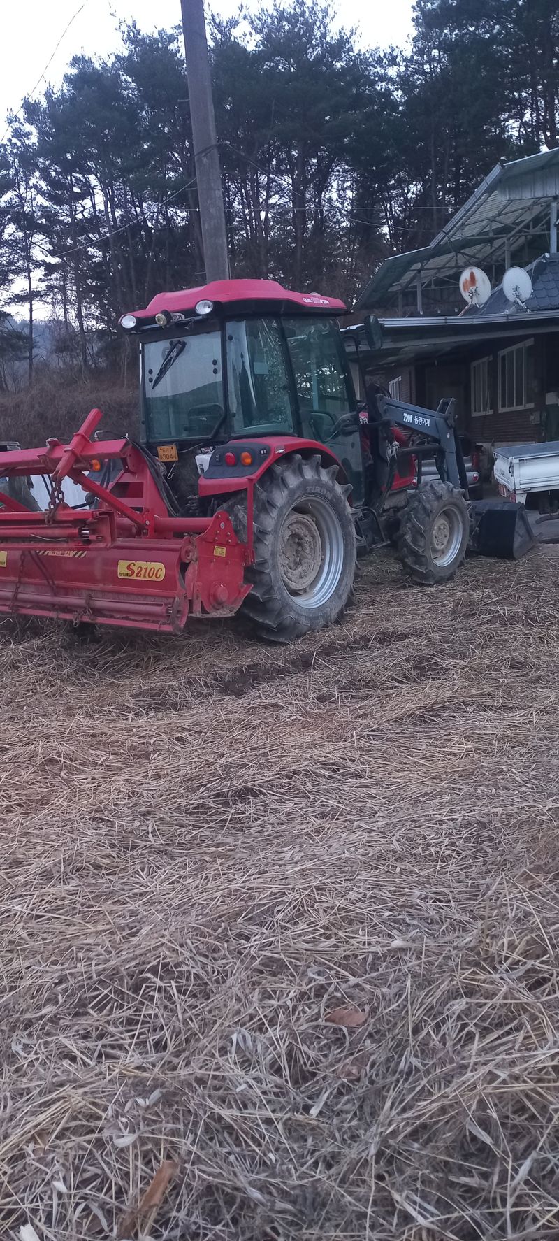 Bjj5858님의 장터 판매 상품 [트랙터] 첨부 사진