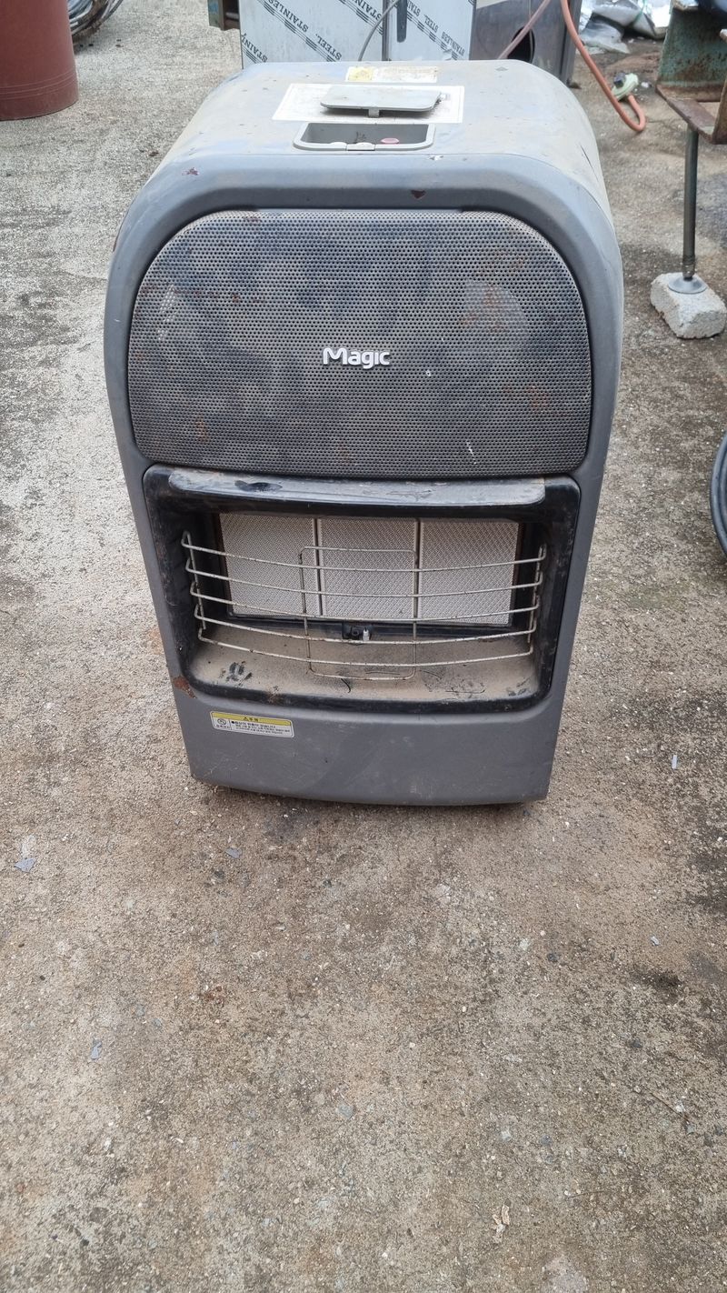 조성대님의 장터 판매 상품 [가스 난로 무료나눔 ] 첨부 사진