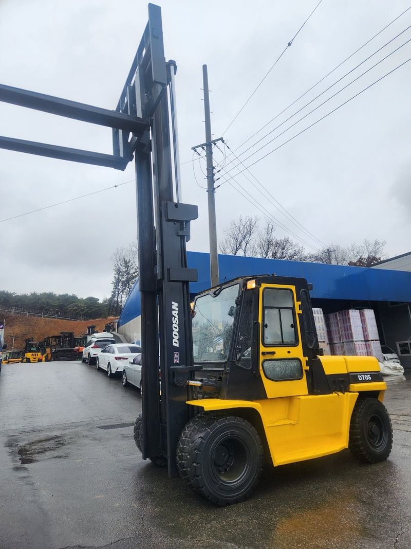 한효진님의 장터 판매 상품 [두산 7톤 하이마스트 자동발 디젤 중고지게차 ] 첨부 사진