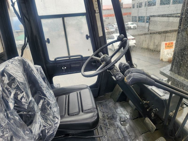 한효진님의 장터 판매 상품 [두산 7톤 하이마스트 자동발 디젤 중고지게차 ] 첨부 사진