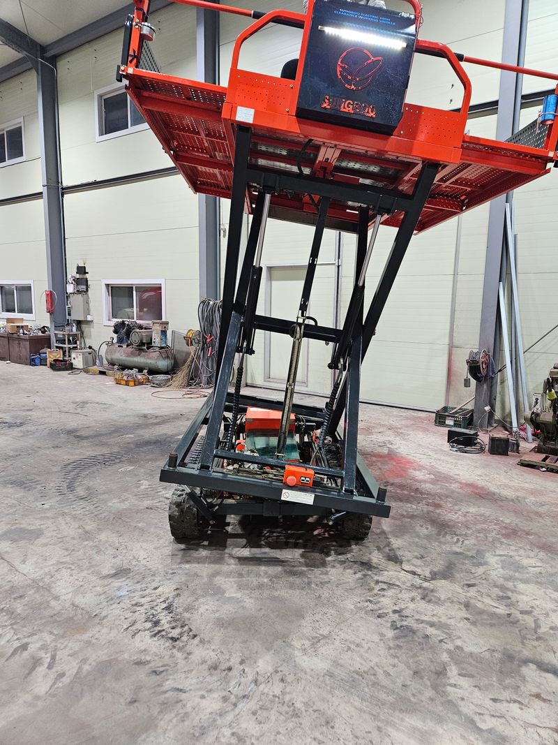 신지안님의 장터 판매 상품 [성부고소작업차 판매합니다] 첨부 사진