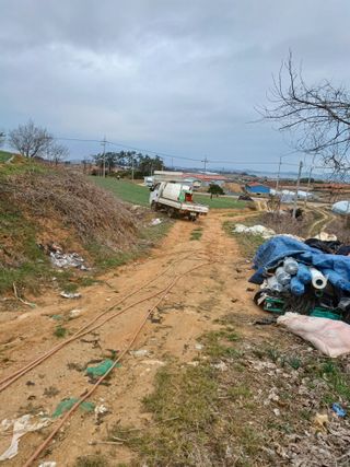 결단이님의 함께 일하는 동료는 몇명인가요? · 참여글 작성글 사진