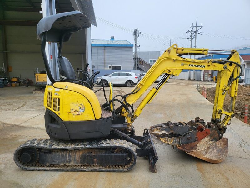 중고굴삭기 김동윤님의 장터 판매 상품 [2톤급중고미니굴삭기] 첨부 사진